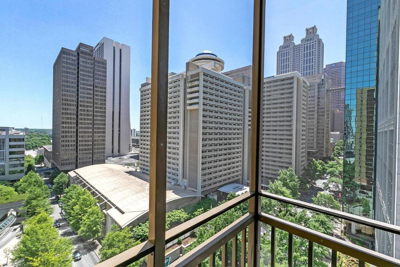 High Rise Downtown With Skyline View Holiday home *
