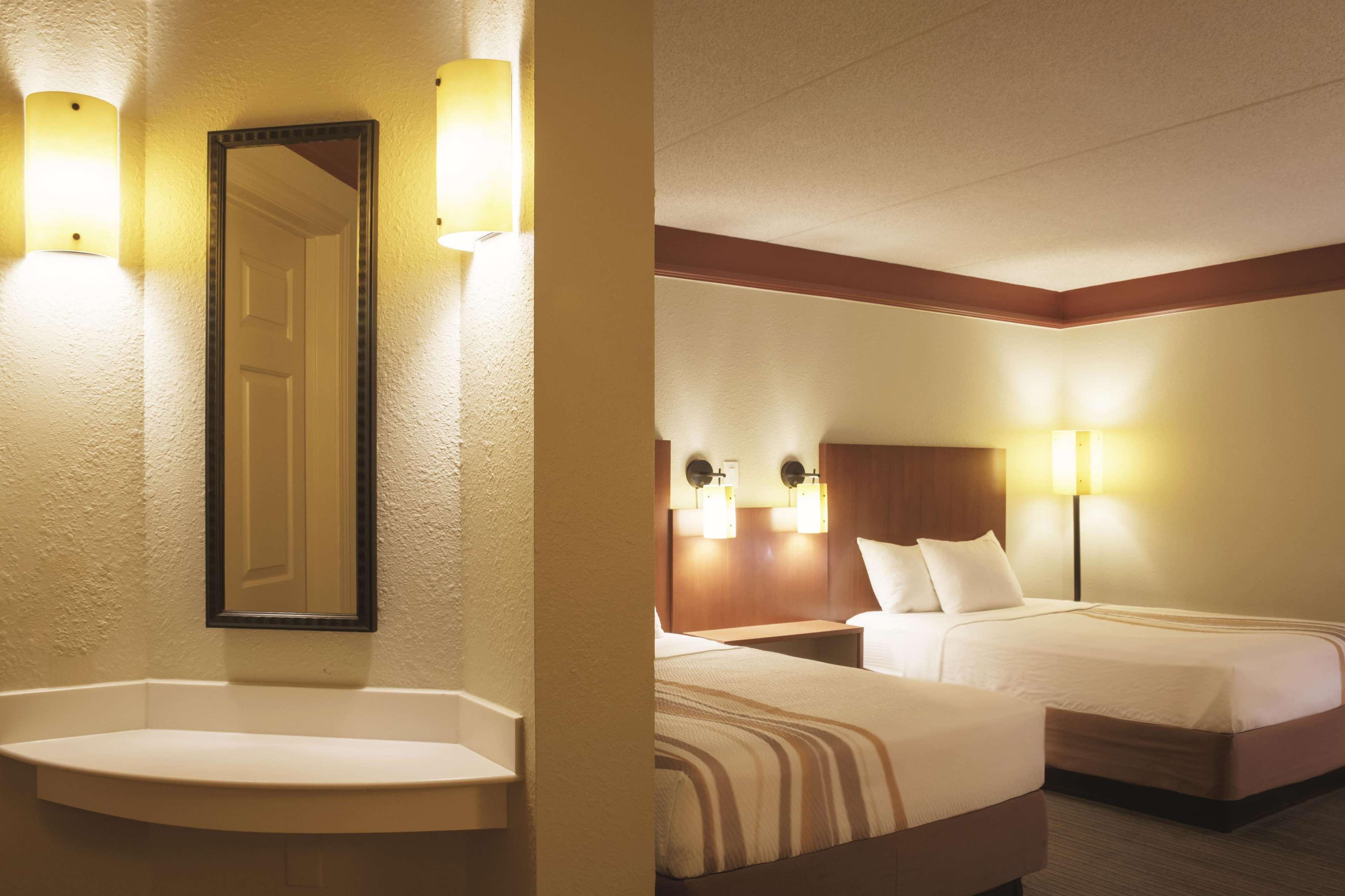 La Quinta By Wyndham Atlanta Ballpark/galleria 3* Smyrna
