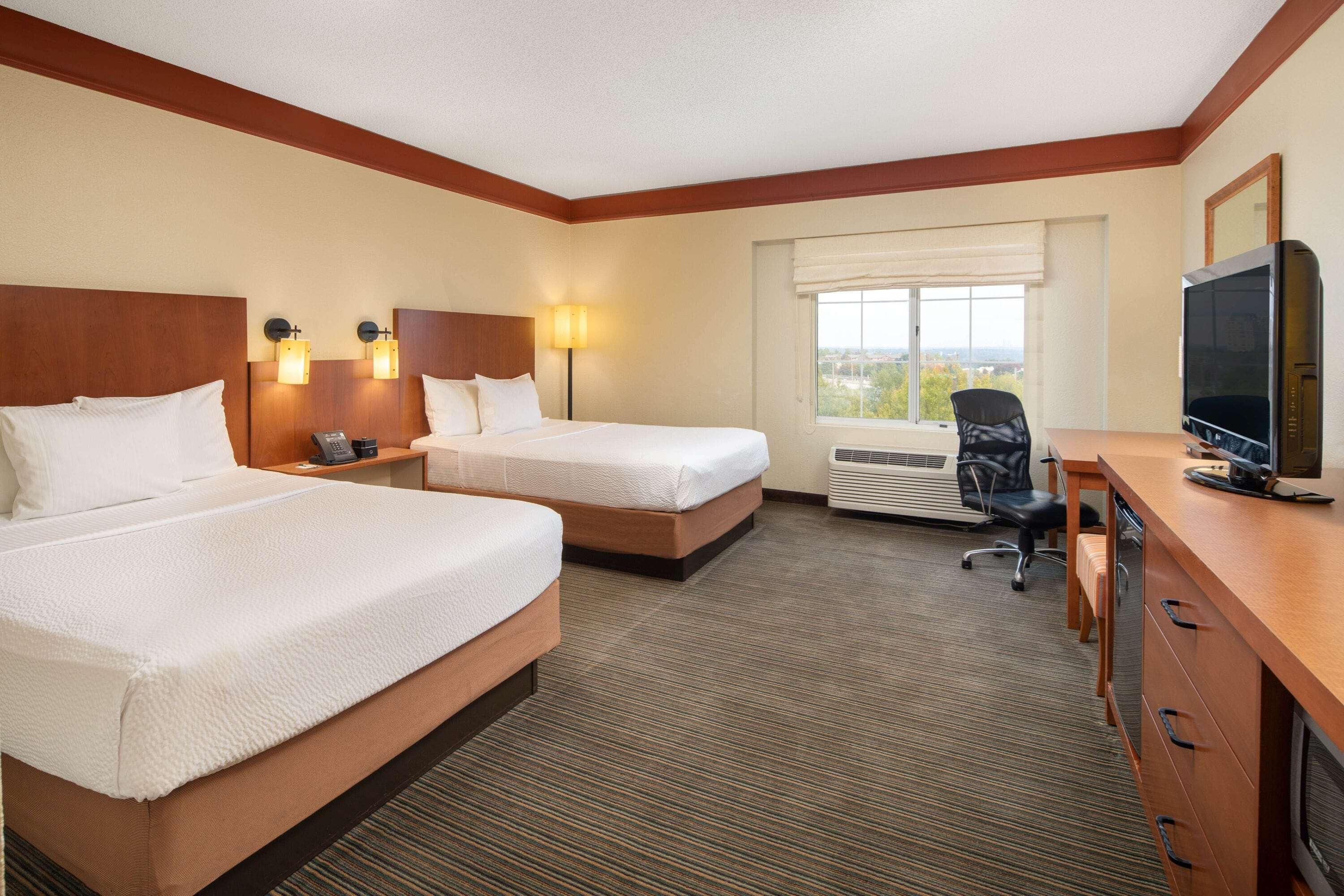 Hotel La Quinta By Wyndham Atlanta Ballpark/galleria Smyrna