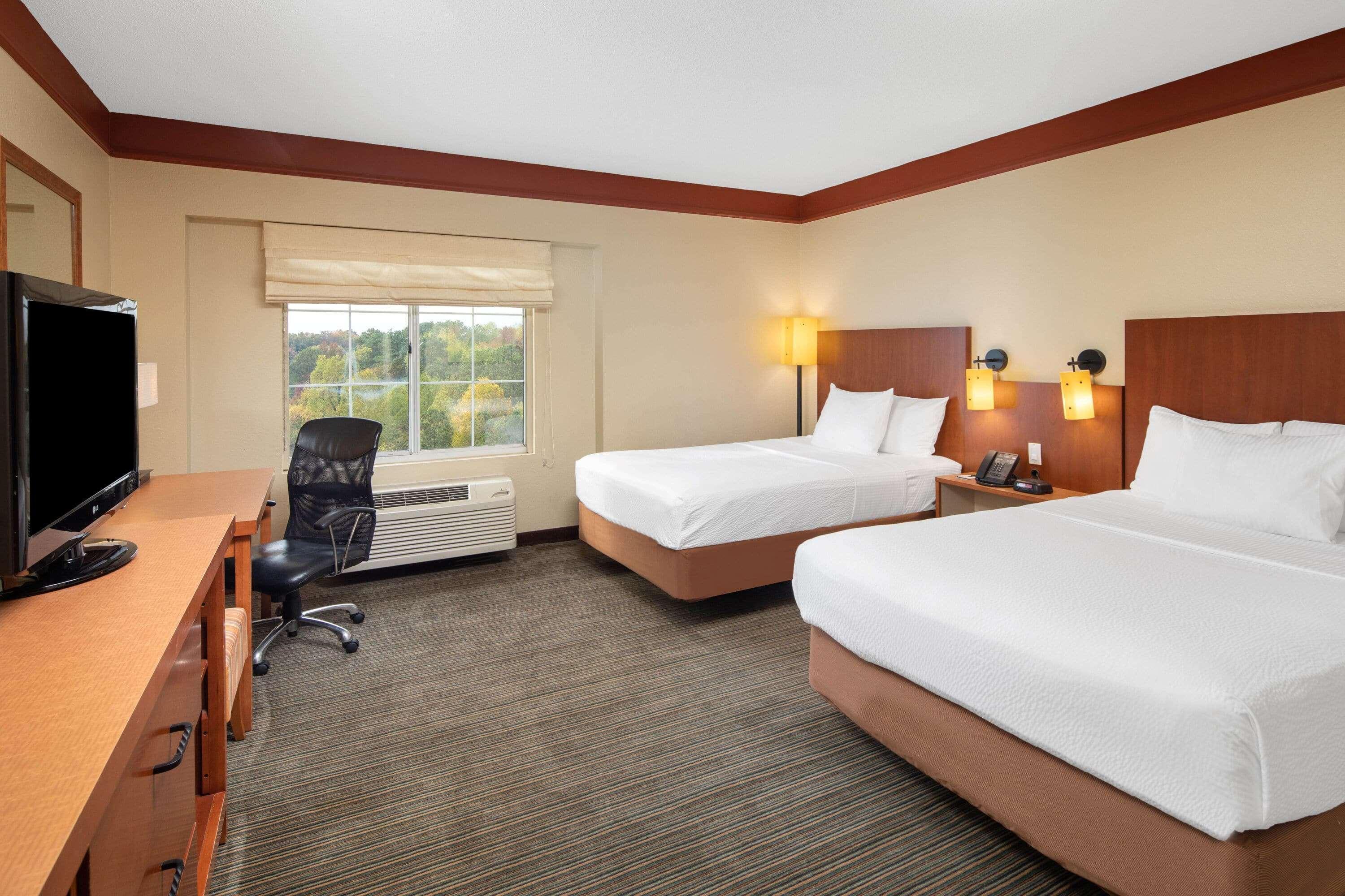Hotel La Quinta By Wyndham Atlanta Ballpark/galleria 3*