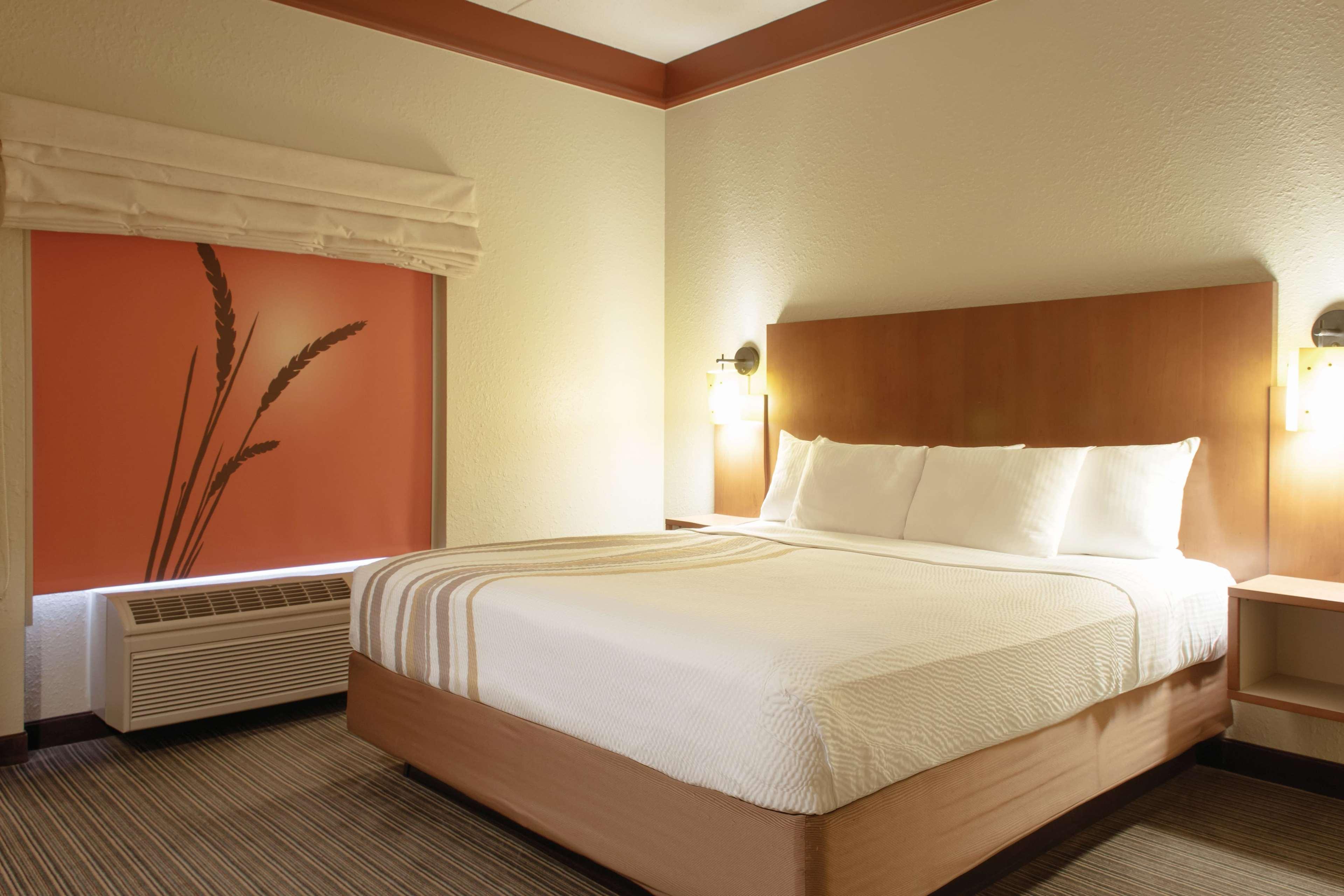 La Quinta By Wyndham Atlanta Ballpark/galleria Hotel