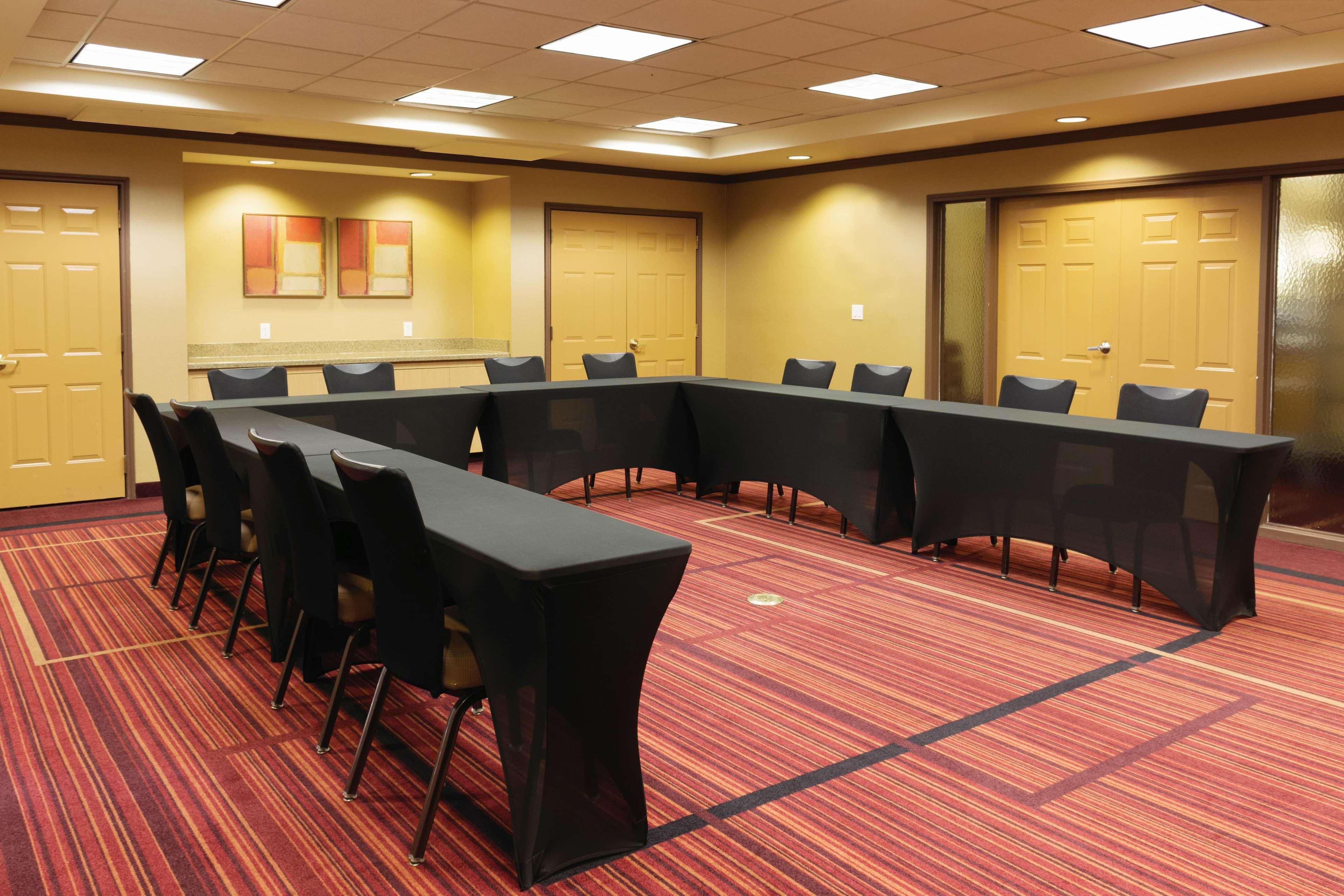 La Quinta By Wyndham Atlanta Ballpark/galleria Hotel Smyrna