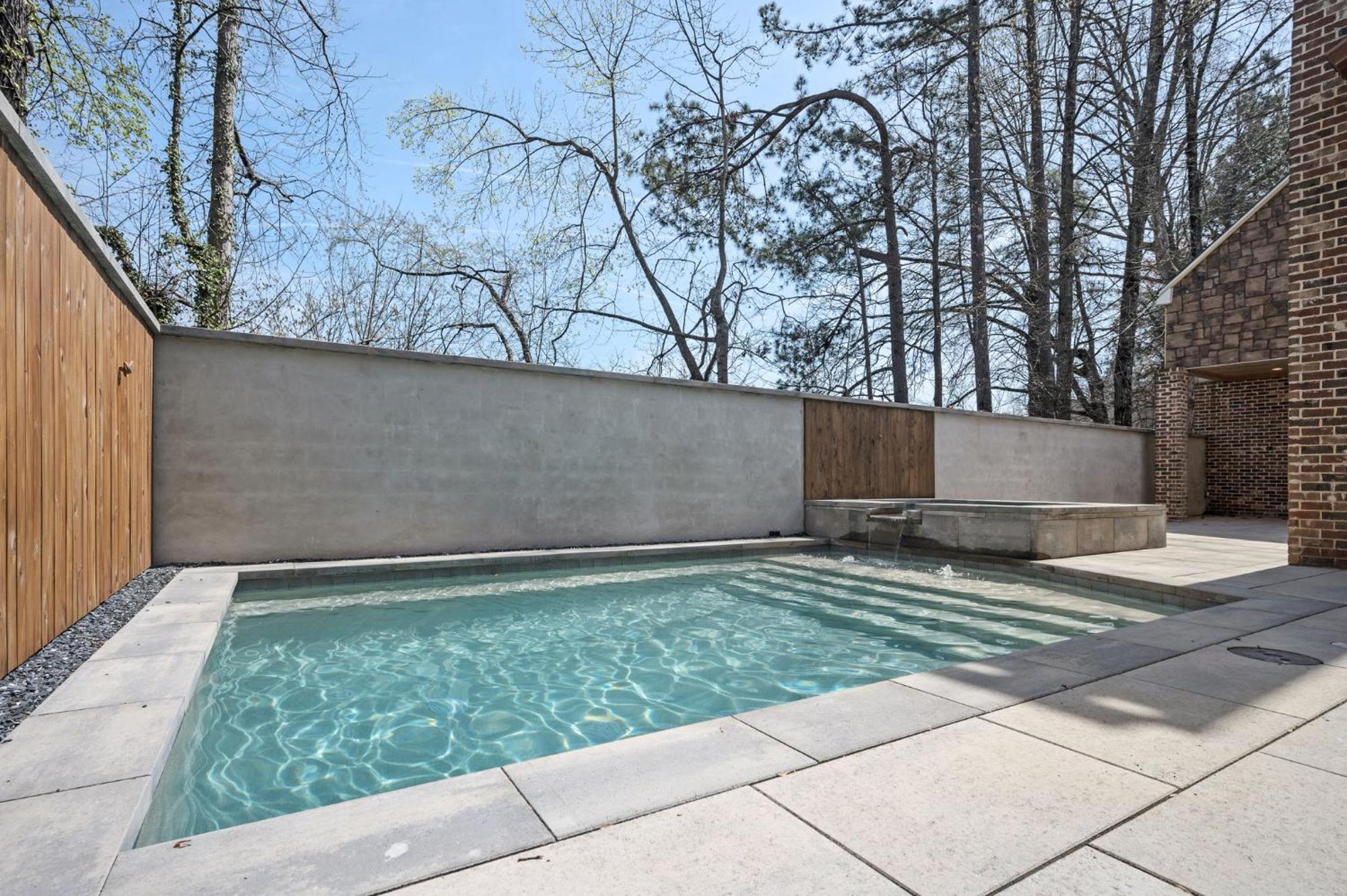 Adams Mansion, 10k Sqft, 7bd/7ba, 15min To Airport