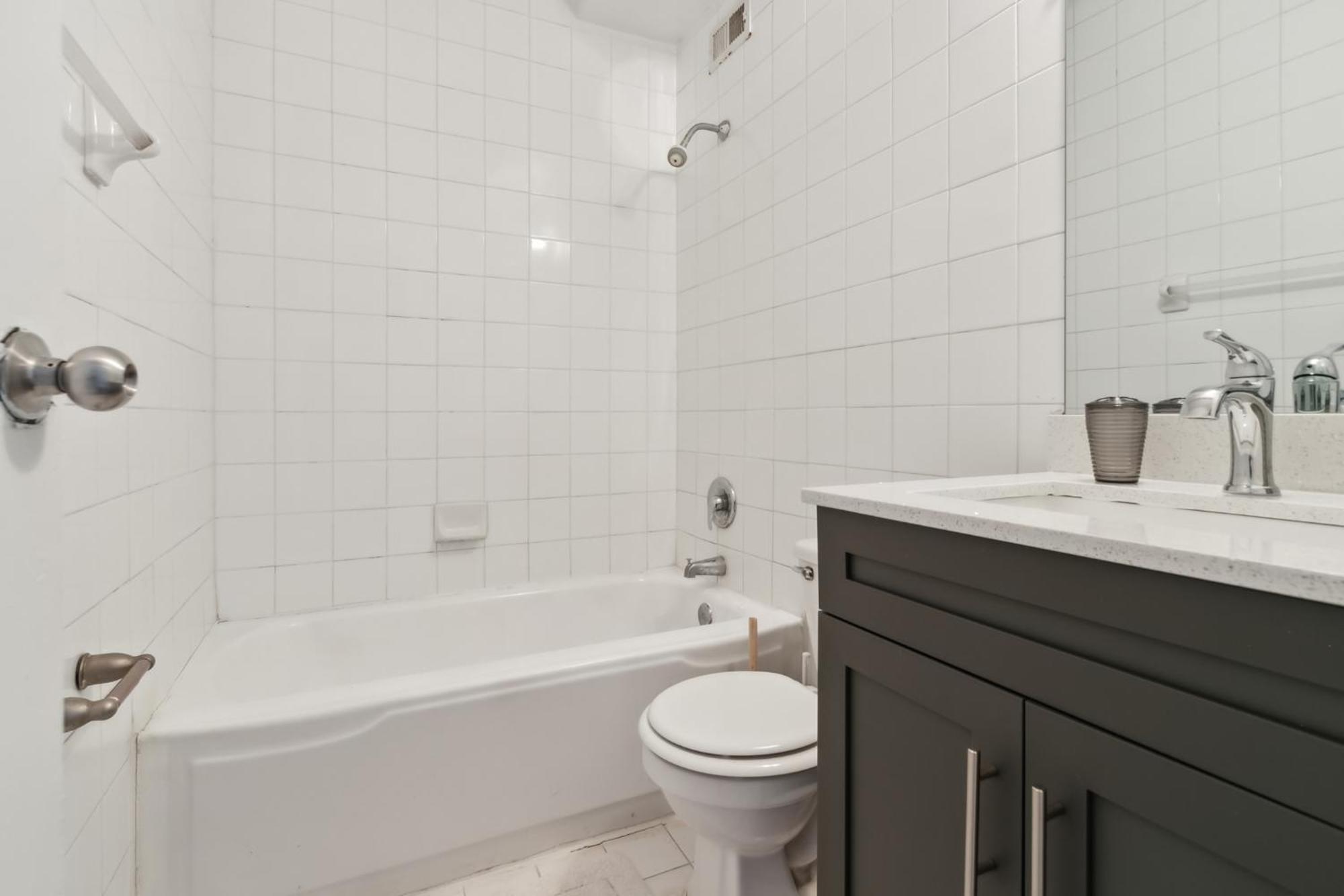 Apartment Crest At Peachtree 215 Spacious 1 Bd 1 Bth Atlanta
