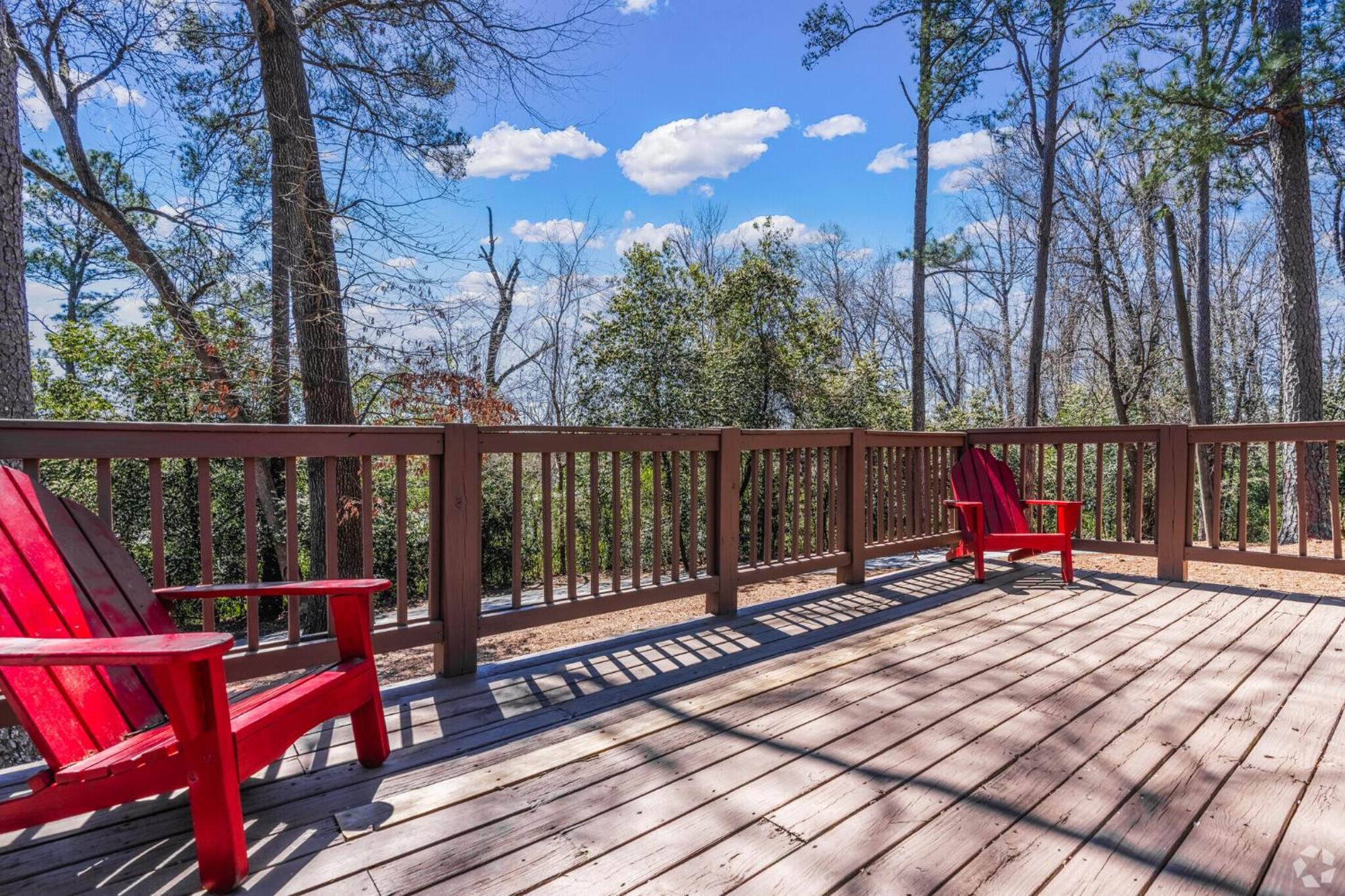 Just Peachy 2br 2ba Private Luxury Apartment