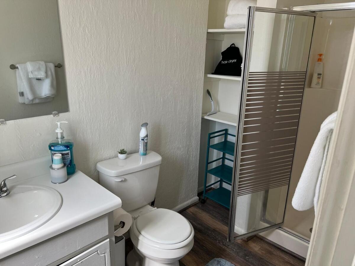 Just Peachy 2br 2ba Private Luxury Apartment