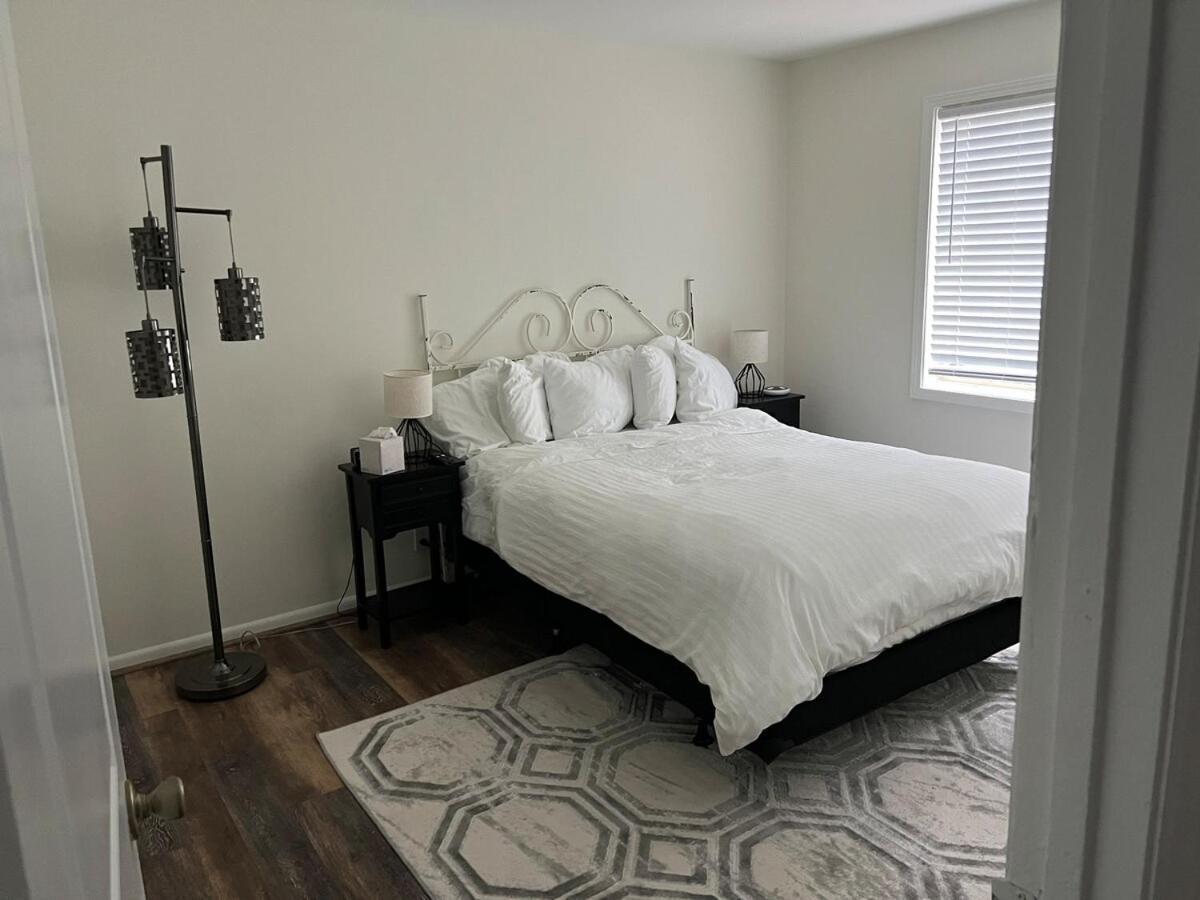 Just Peachy 2br 2ba Private Luxury Apartment Atlanta