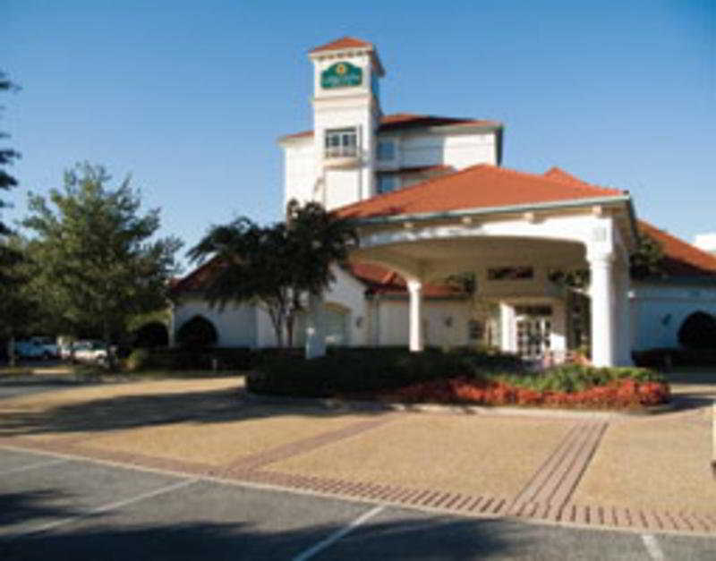 La Quinta By Wyndham Atlanta Ballpark/galleria Hotel 3*