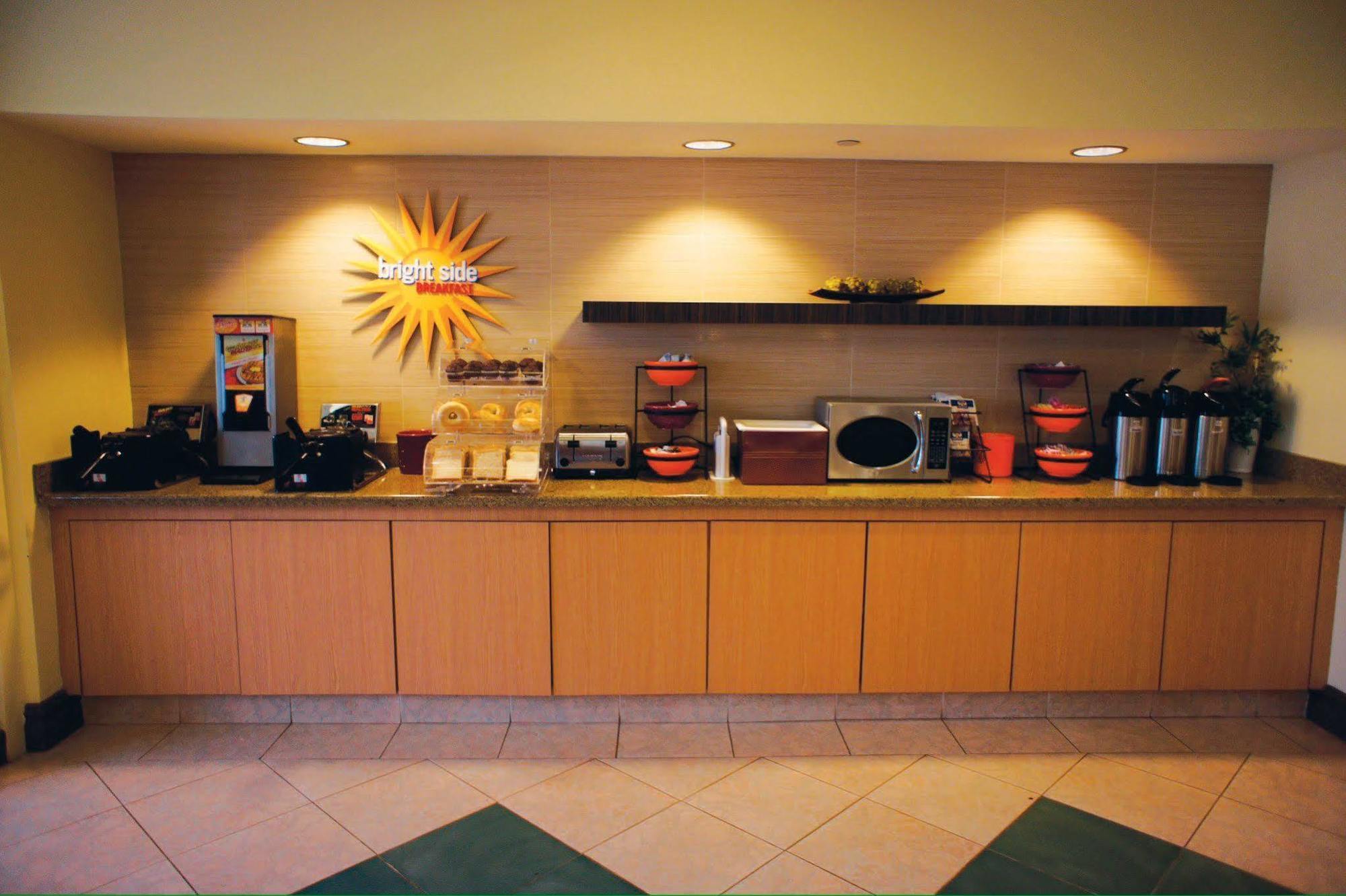 Hotel La Quinta By Wyndham Atlanta Ballpark/galleria 3*