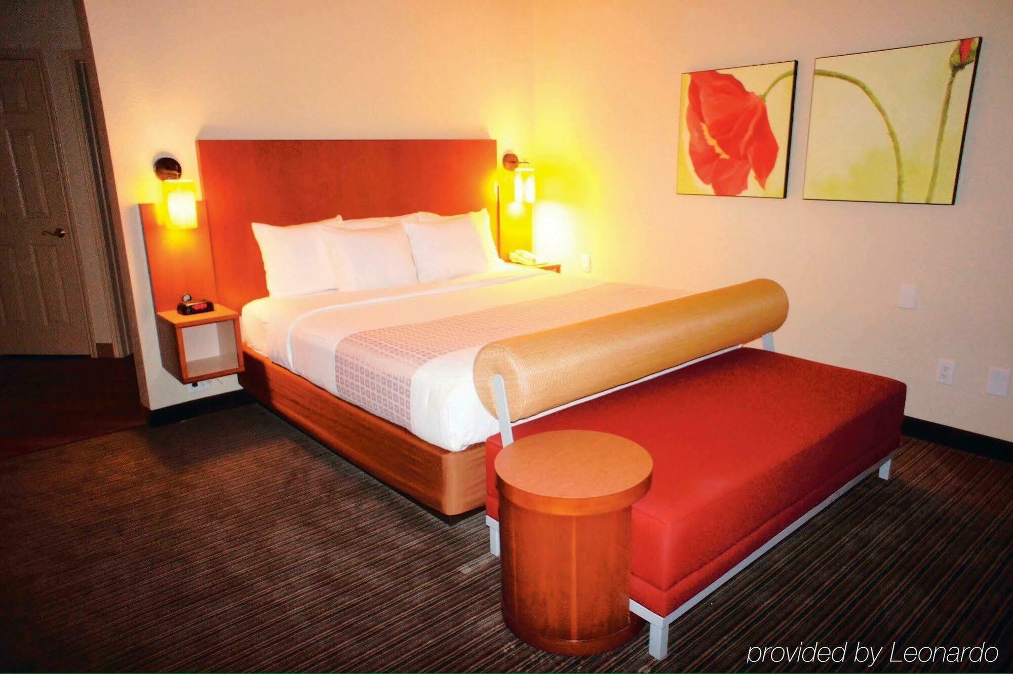 La Quinta By Wyndham Atlanta Ballpark/galleria Hotel