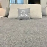 Downtown! 24H Concierge! Private Balcony! Highrise Views