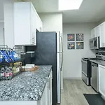 2Bd/2Ba - Walk To *The Battery Atl* W/Free Parking