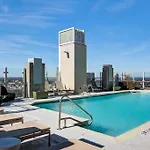 Atlanta Midtown High-Rise Condo With King Bed Free Parking And Balcony With View