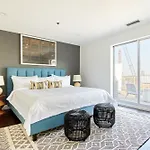 Sonder Baltimore Place
