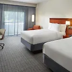 Courtyard By Marriott Atlanta Executive Park/Emory