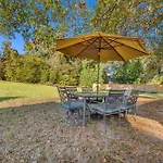 Beautiful House Mins Away From The Airport