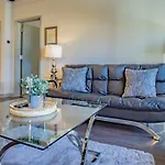 Heaven In Midtown Fully Furnished Apartments