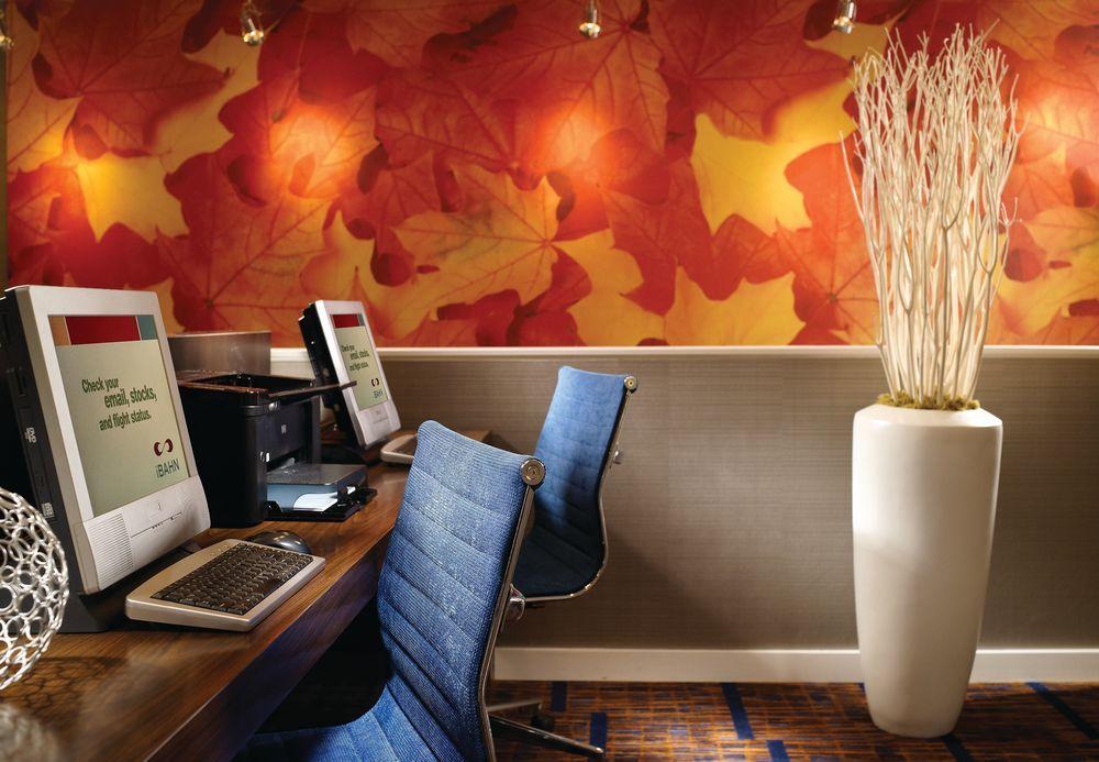 Courtyard By Marriott Atlanta Executive Park/emory 3*