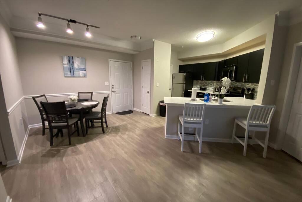 Entire 2 Bedroom Luxury Buckhead/brookhaven Atlanta