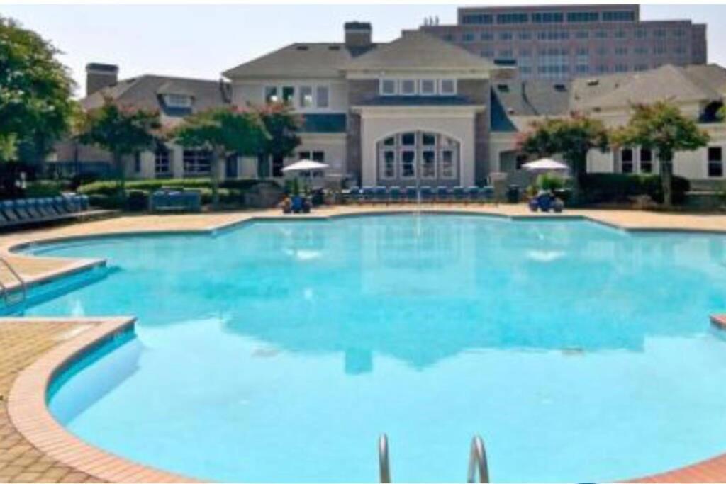 Entire 2 Bedroom Luxury Buckhead/brookhaven Apartment Atlanta