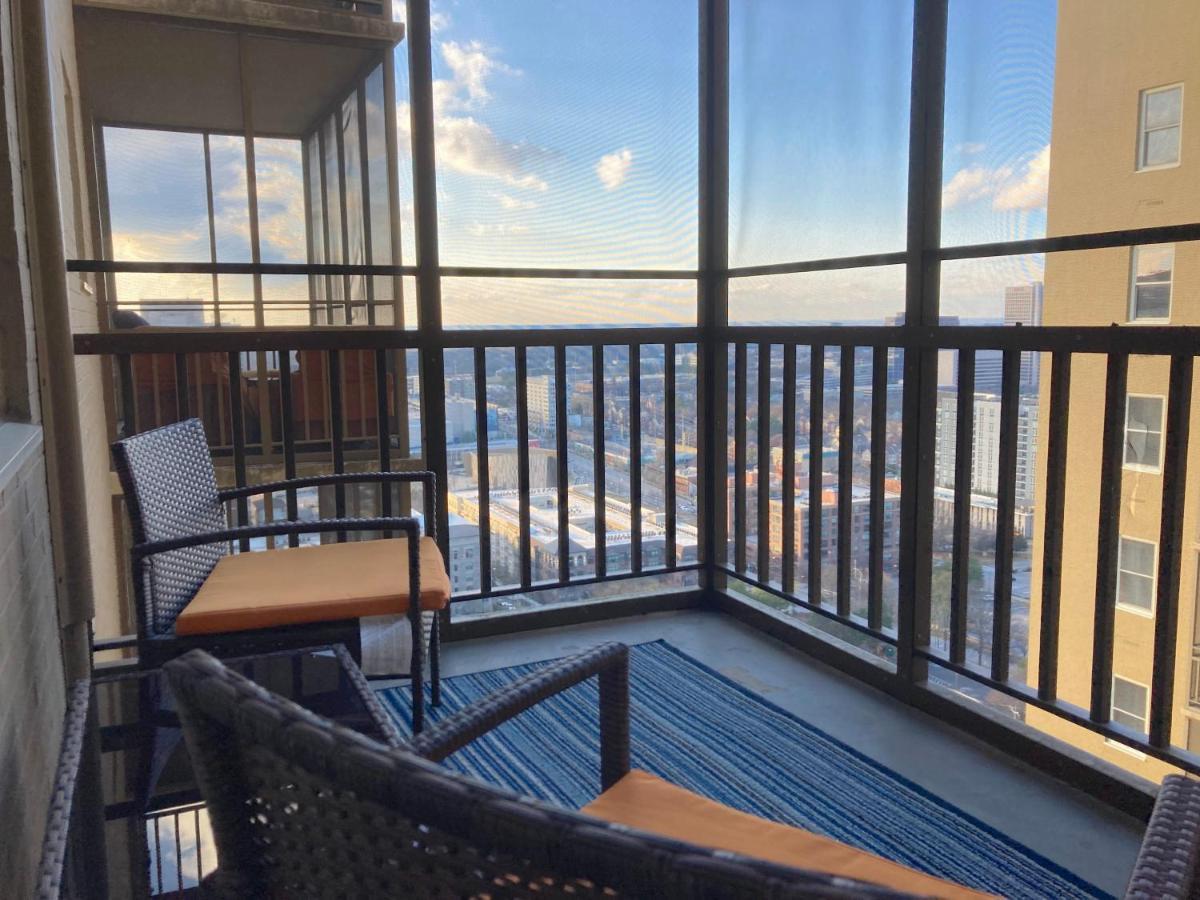Holiday home High Floor Traditional Style Studio With Balcony In Downtown Atl Atlanta