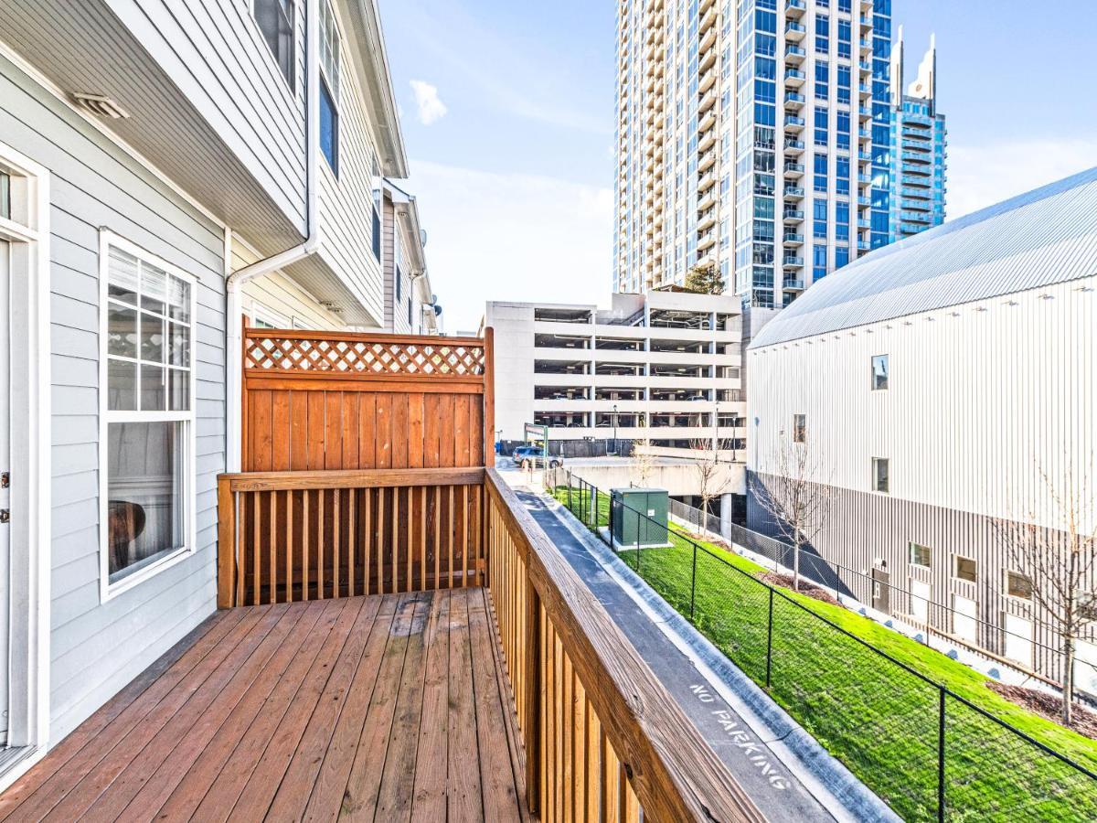 Luxury Business Class - Amazing Location With Views 4 Apartment *