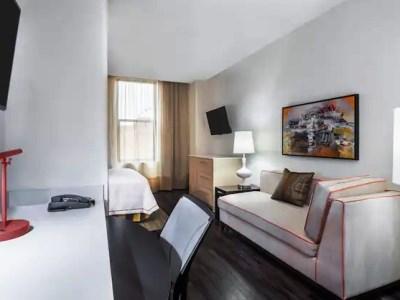 Hotel Home2 By Hilton Downtown 3*