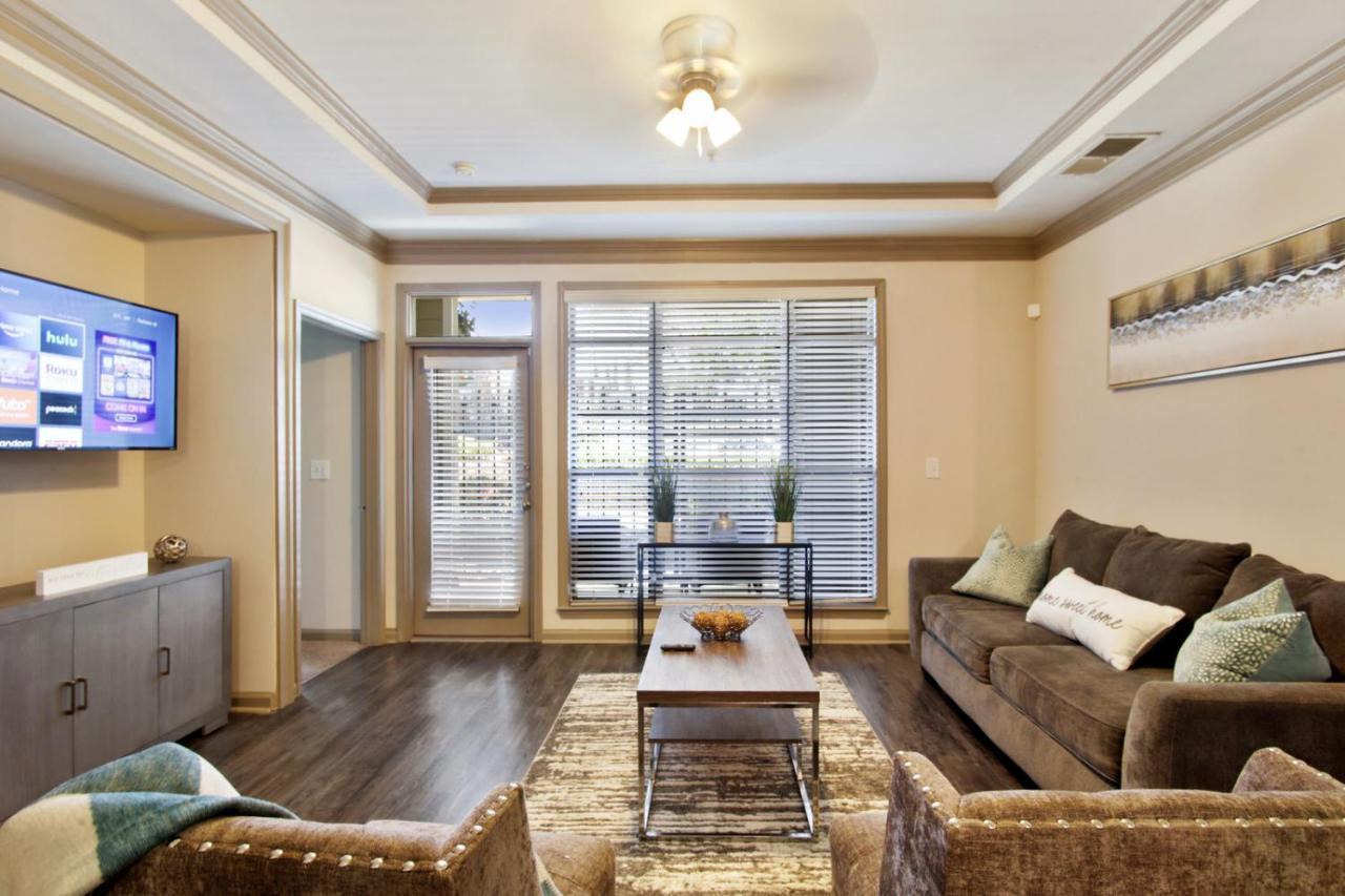 Midtown's Oasis Apartment