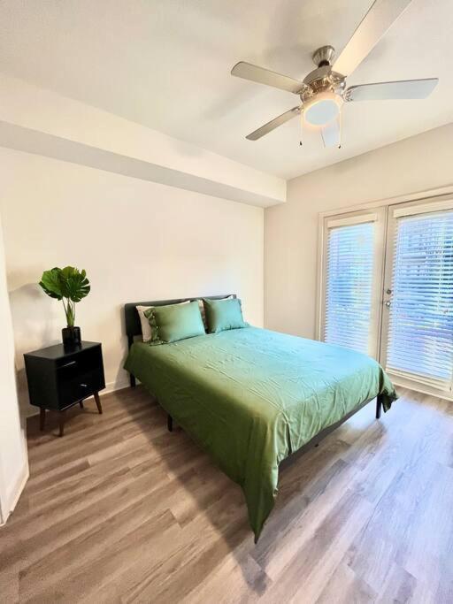 Emerald Oasis In Atlanta's Buckhead/midtown * Atlanta