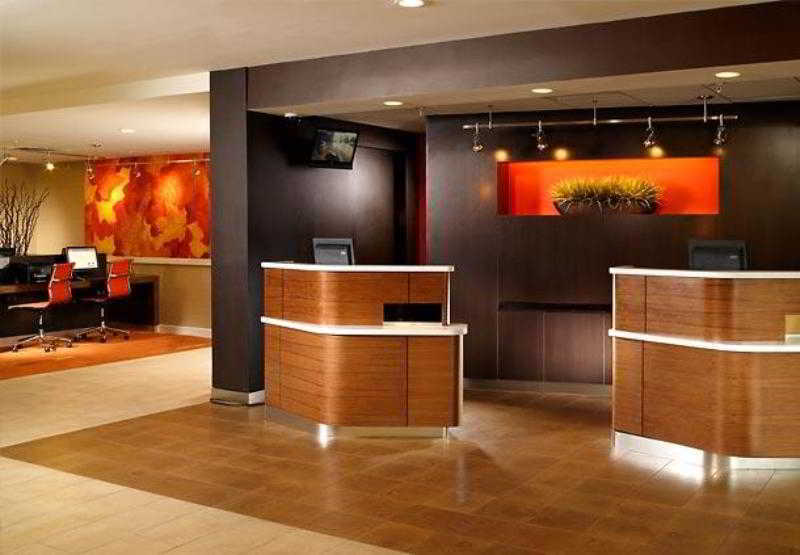 Courtyard By Marriott Atlanta Airport South/sullivan Road College Park