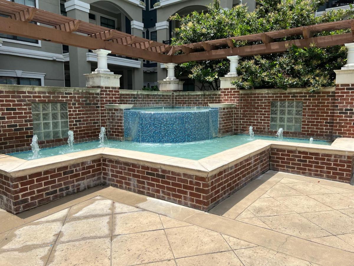 Midtown's Oasis Apartment