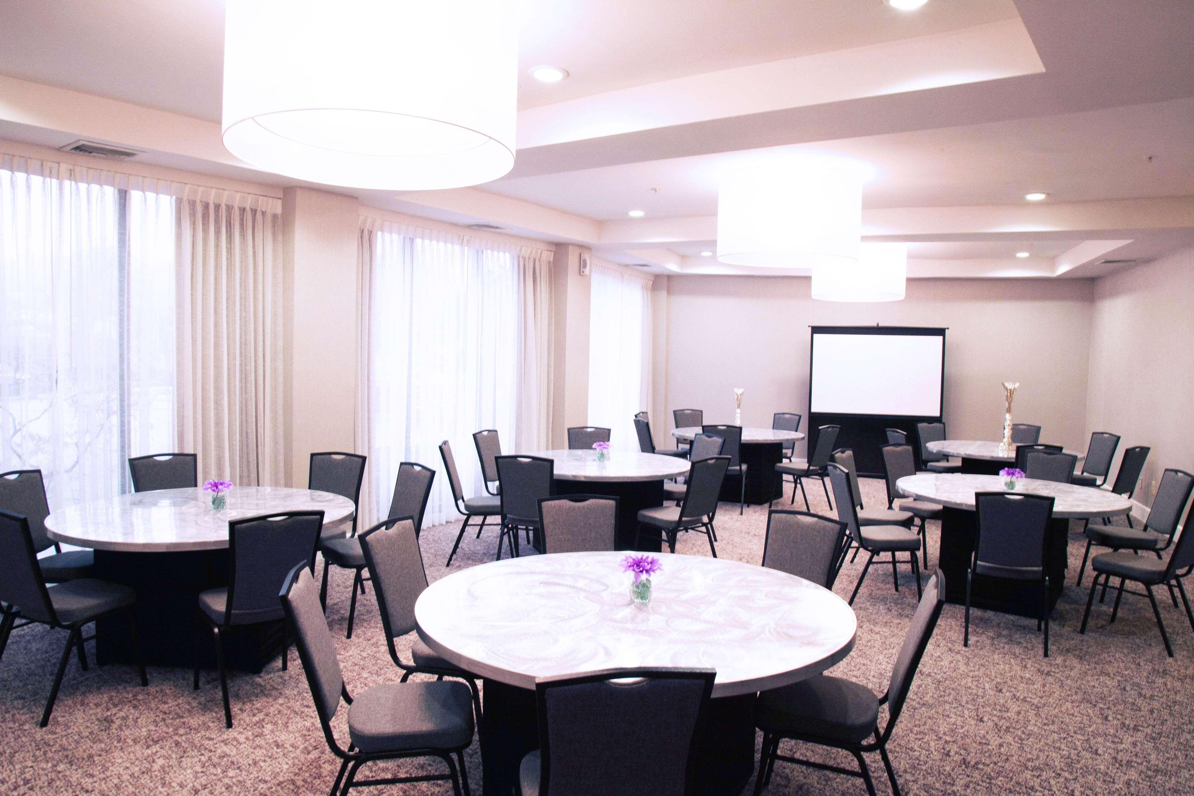 The Brookhaven Atlanta 4* Druid Hills