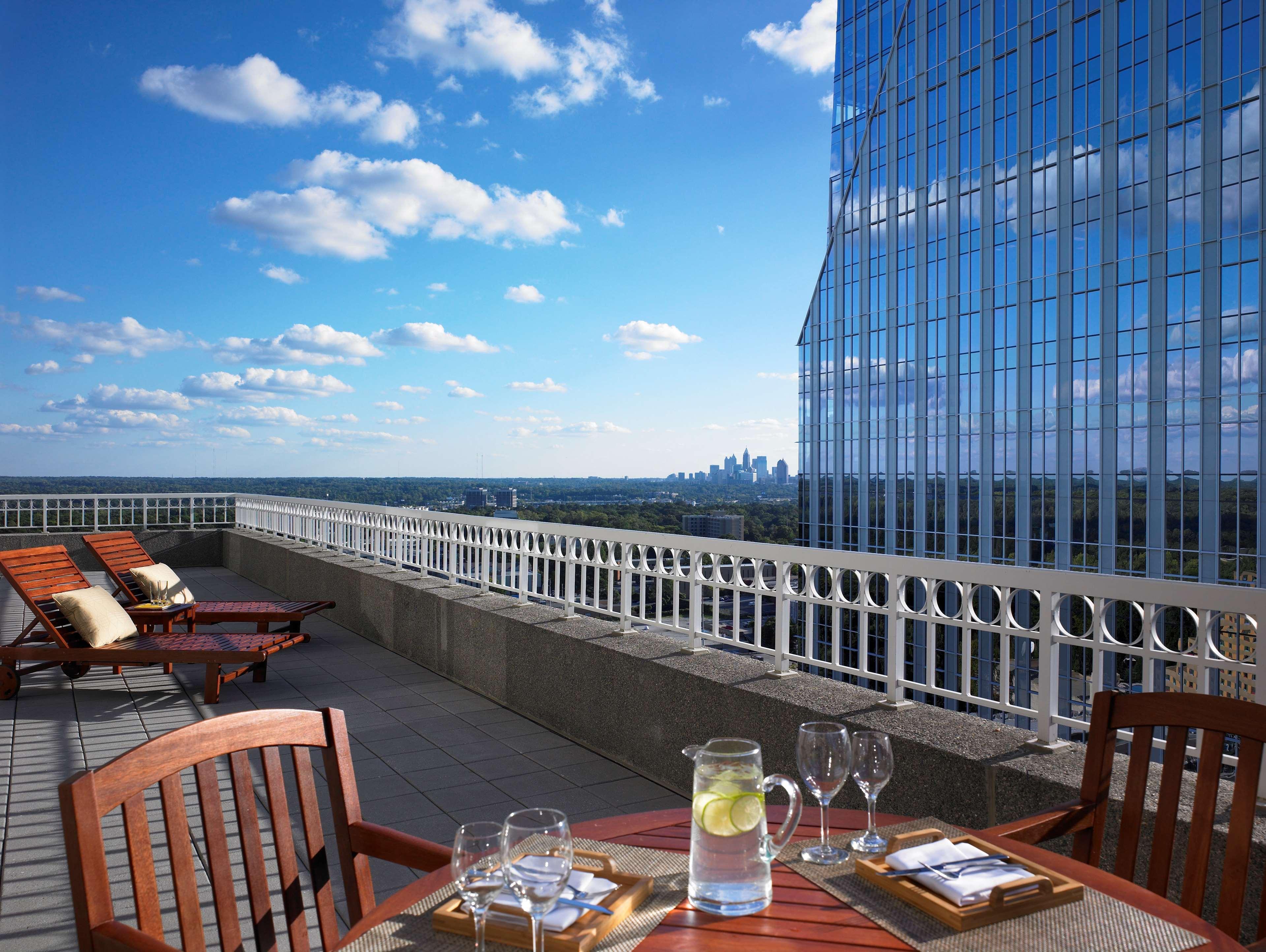 Grand Hyatt In Buckhead Hotel 4*