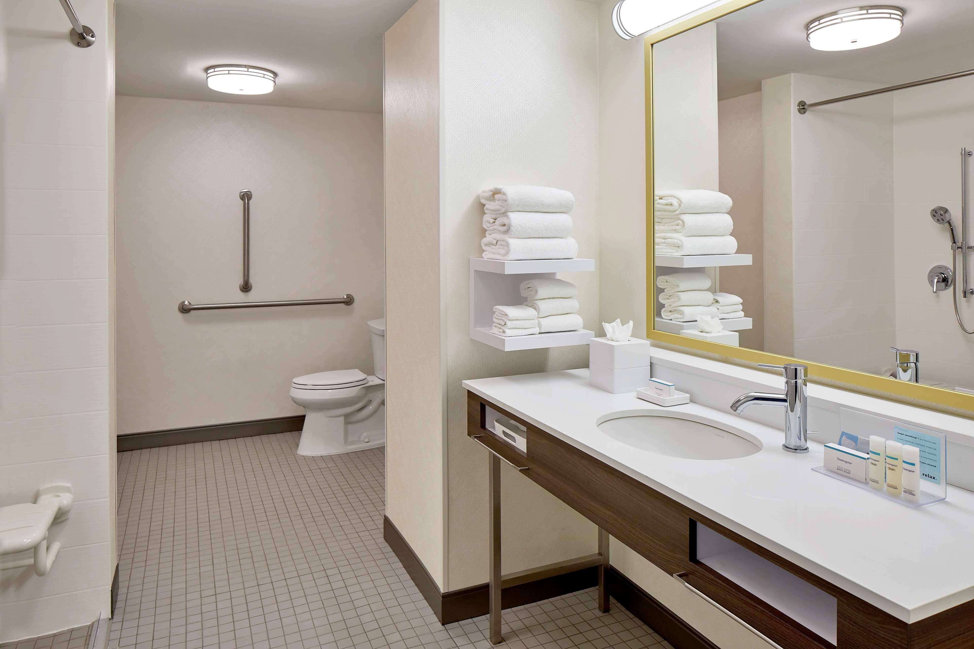 Hampton & Atlanta-midtown, Ga Hotel 3*