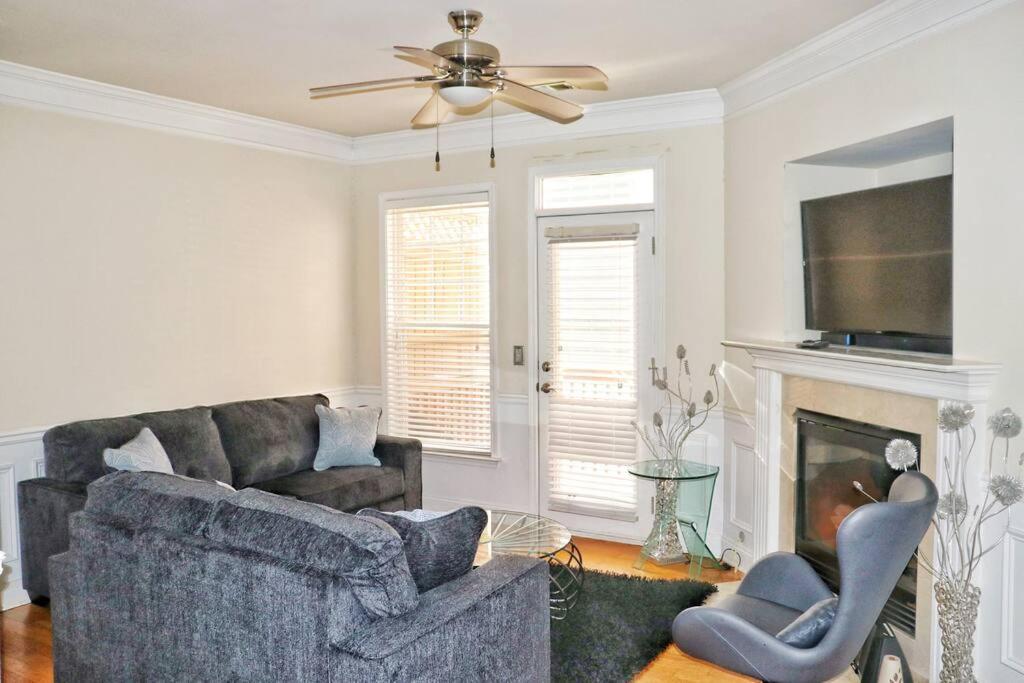 Gorgeous Downtown Ideal For Long Term Stays Holiday home *