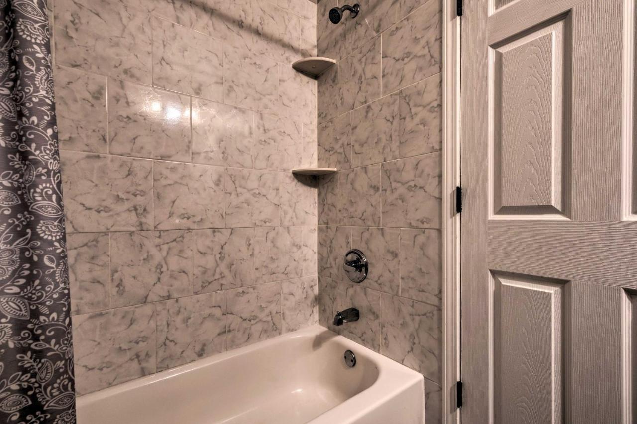 Holiday home Chic Less Than 4 Mi To Mercedes-benz Stadium! Atlanta