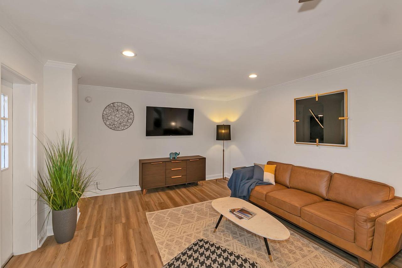Holiday home Modern Twist In A Historic Building, Sleeps 6 Atlanta