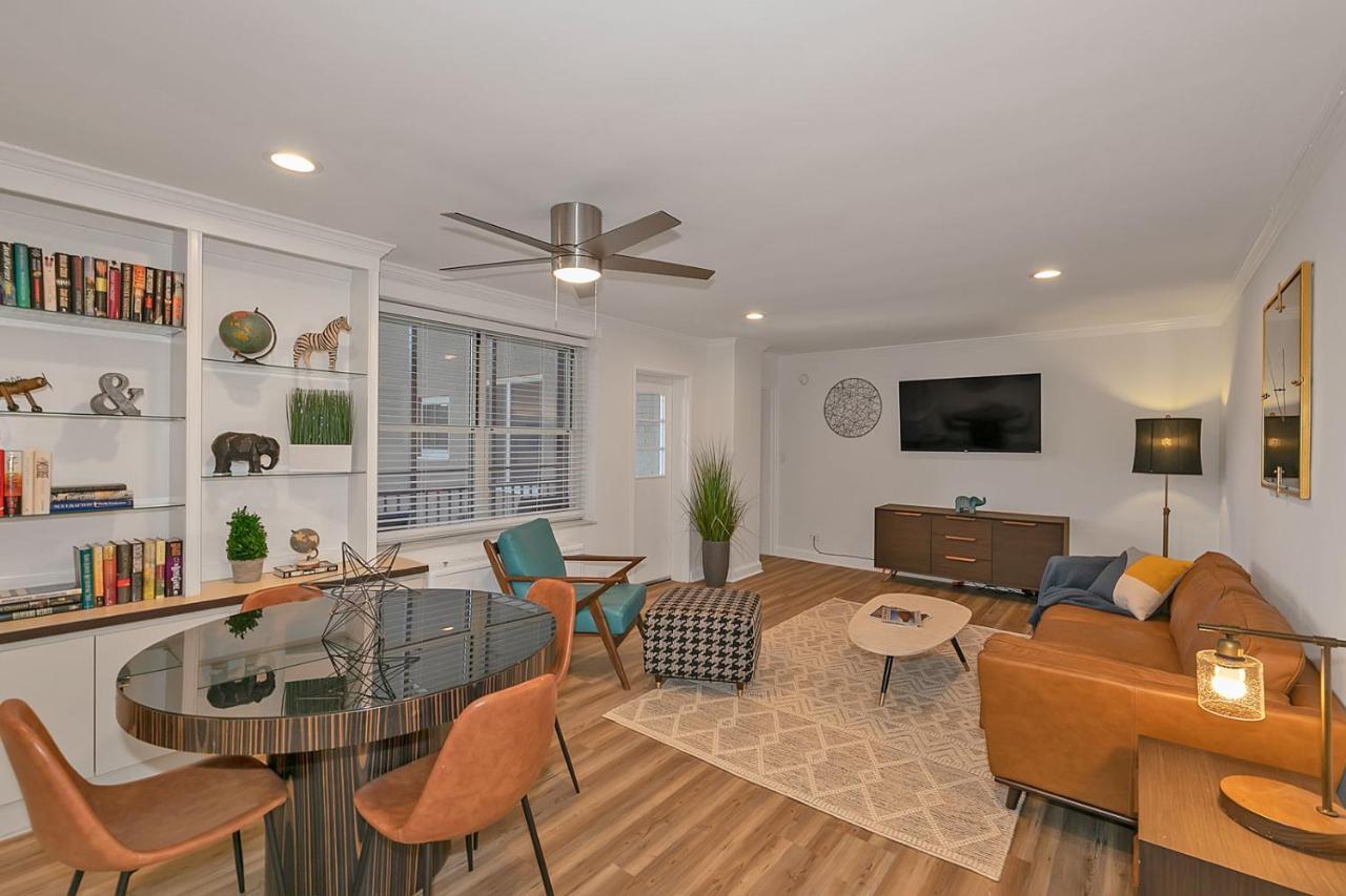Modern Twist In A Historic Building, Sleeps 6 *