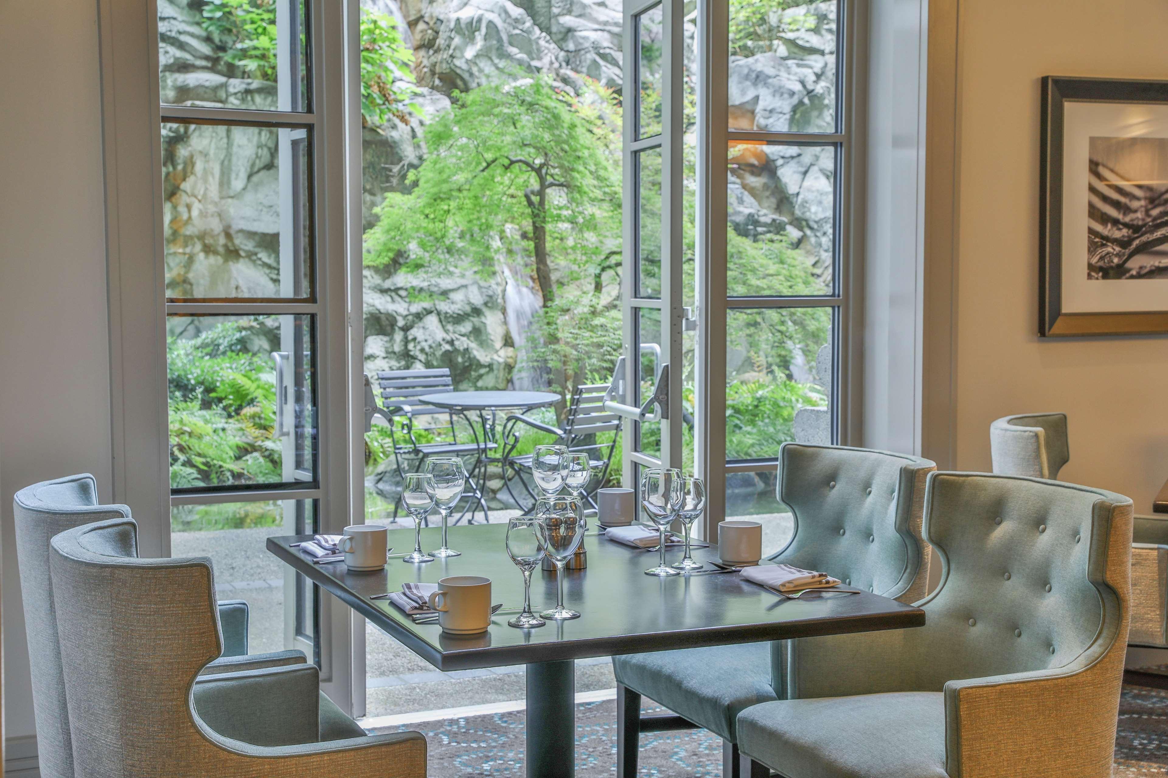 Grand Hyatt In Buckhead Hotel