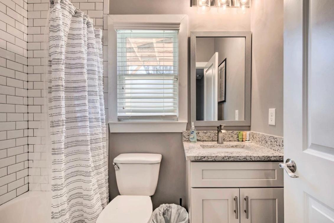 Cozy 4 Bedroom Located Right Downtown Atl Villa