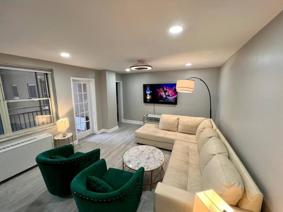 Apartment 11g-2br/2b Atl Walk2 America Mart, Parking Atlanta