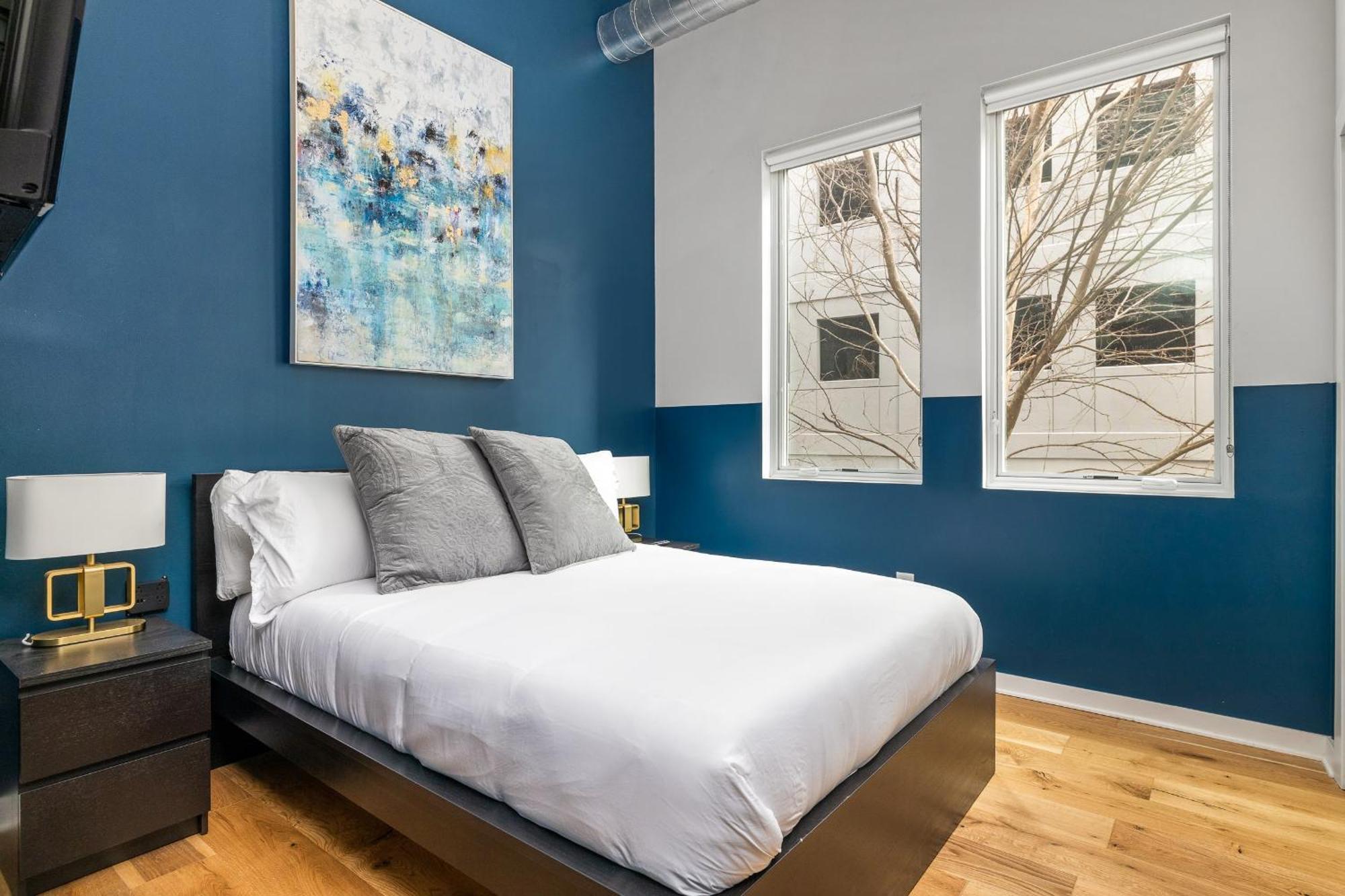 Verdant Statuesque Intimate Acropolis Views Of Famous Park Apartment