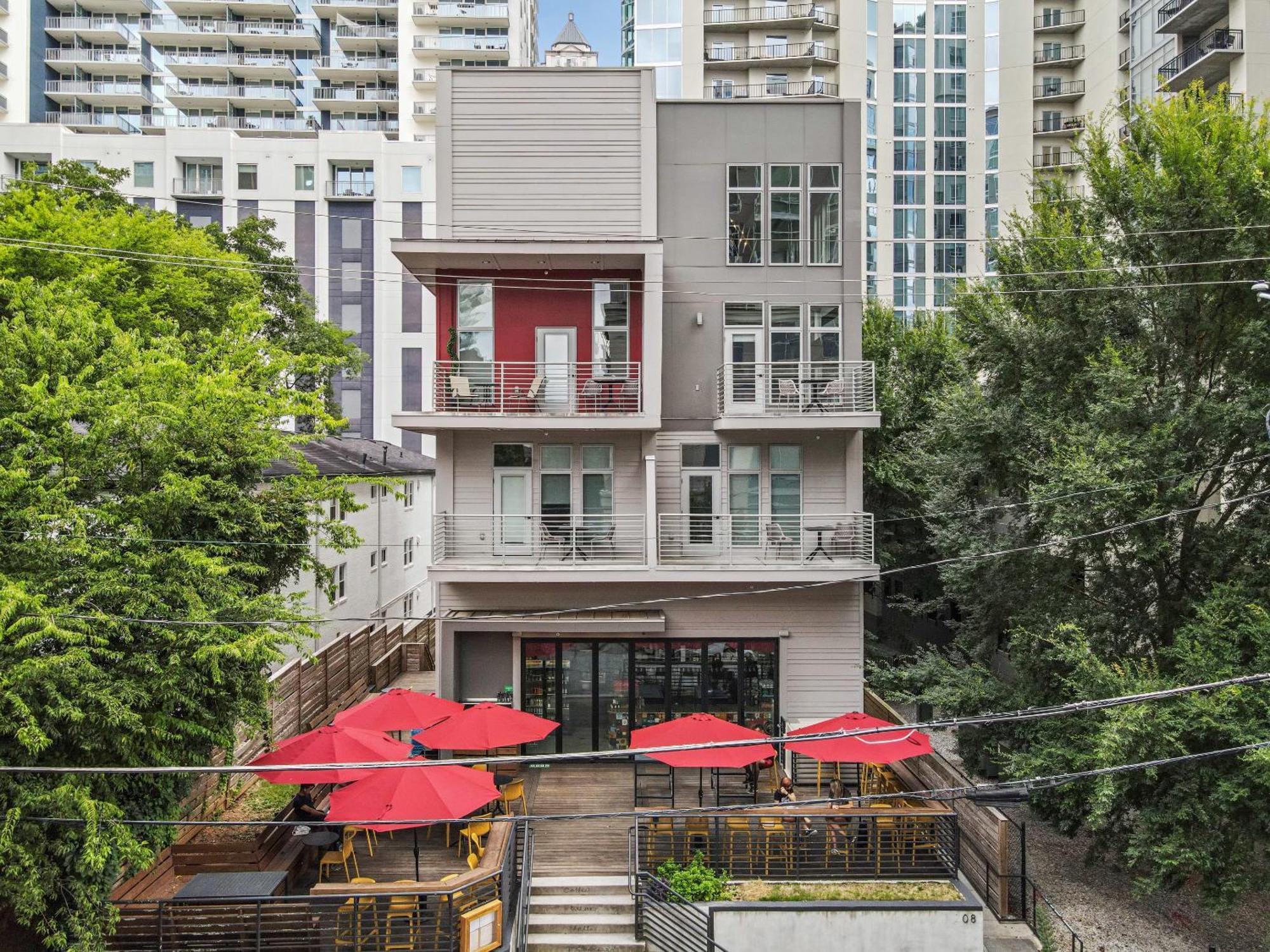 Apartment Verdant Statuesque Intimate Acropolis Views Of Famous Park *