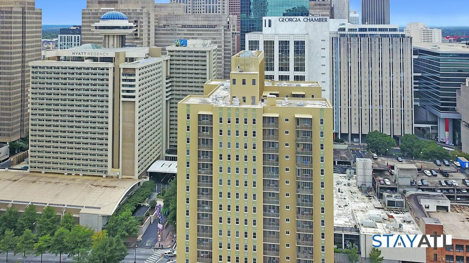With Skyline Views Near Peachtree Center Holiday home *