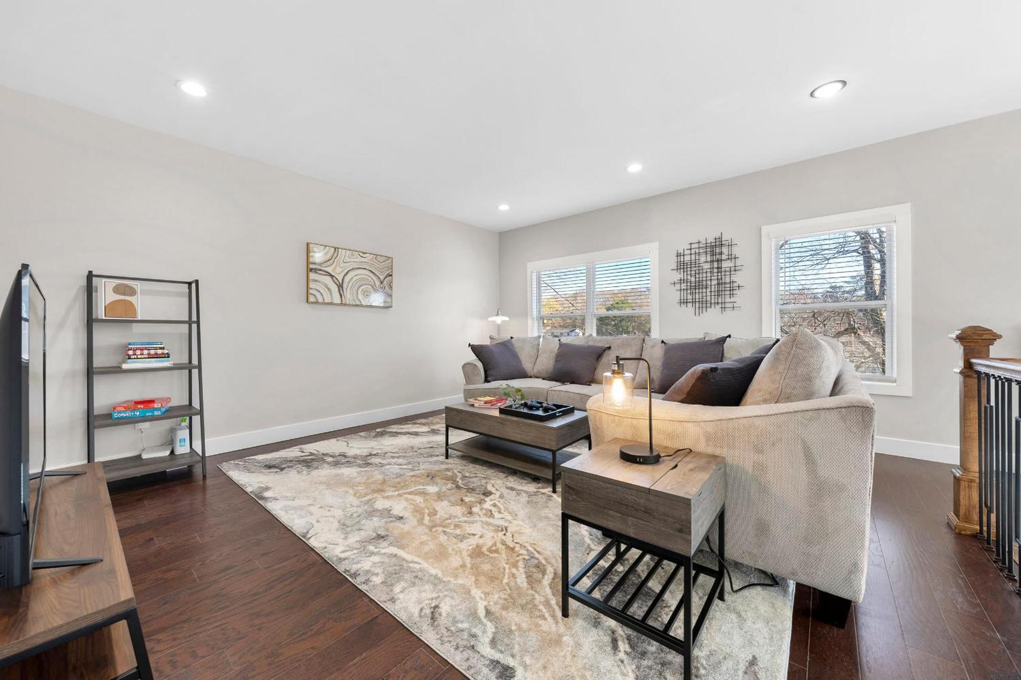 Family Friendly New Luxury Centrally Located Atlanta