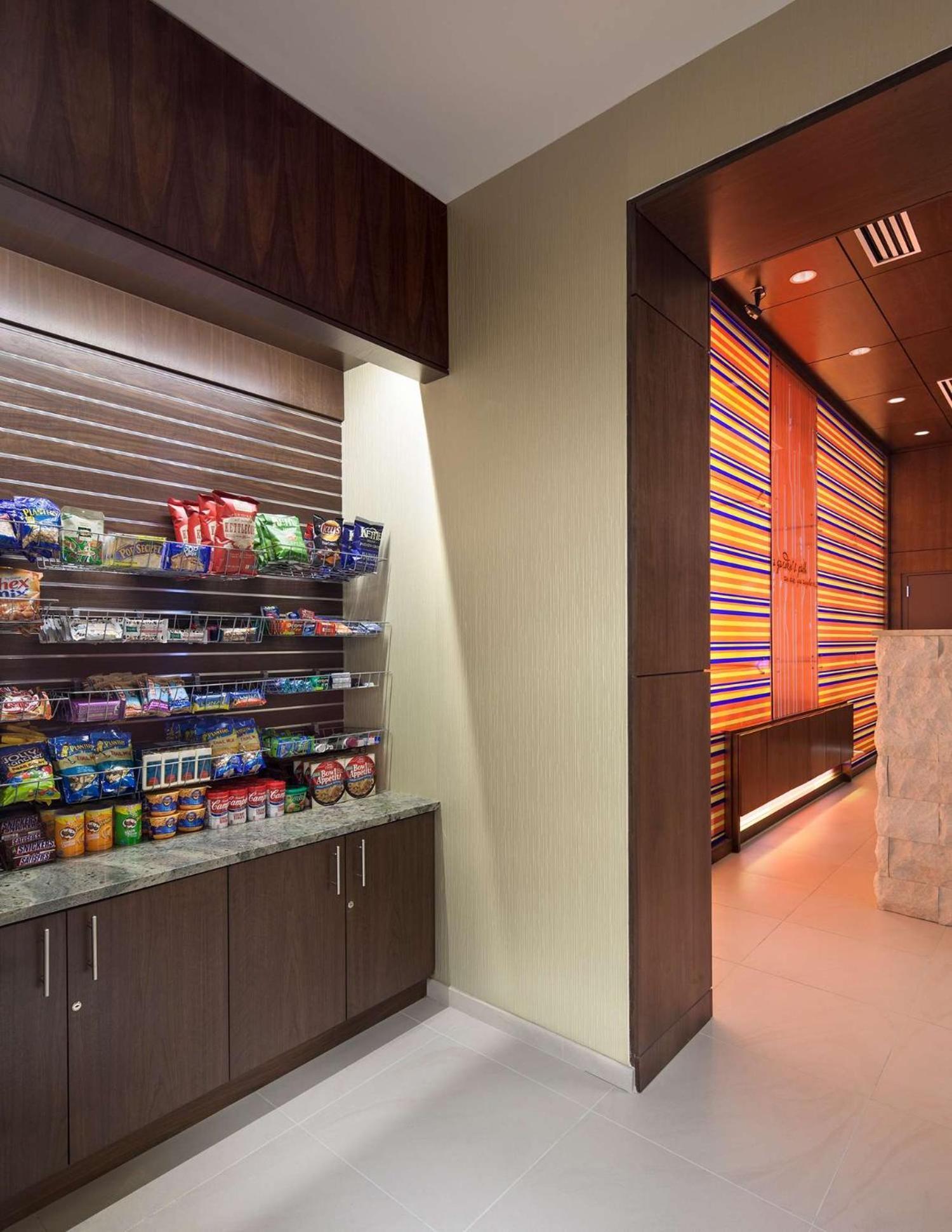 Hilton Garden Midtown
