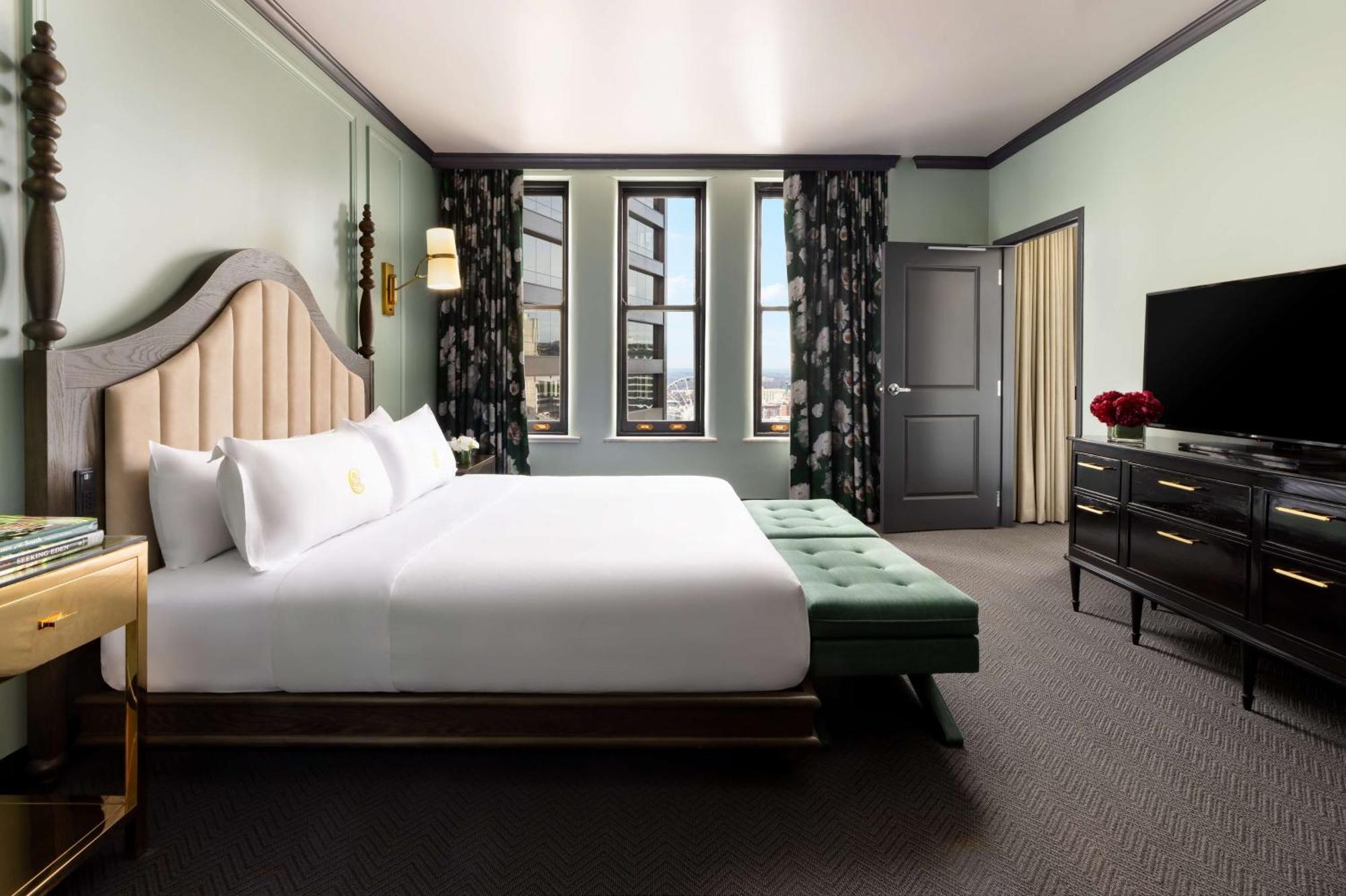 The Candler Atlanta, Curio Collection By Hilton 4*
