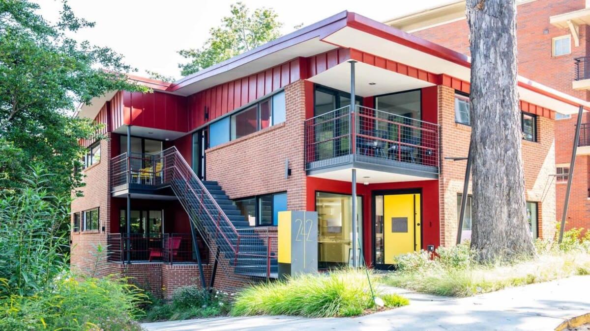 Modern Marvels Apartment Atlanta
