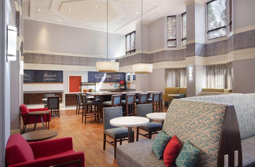 Hotel Hampton & Suites-atlanta Airport North-i-85 Hapeville