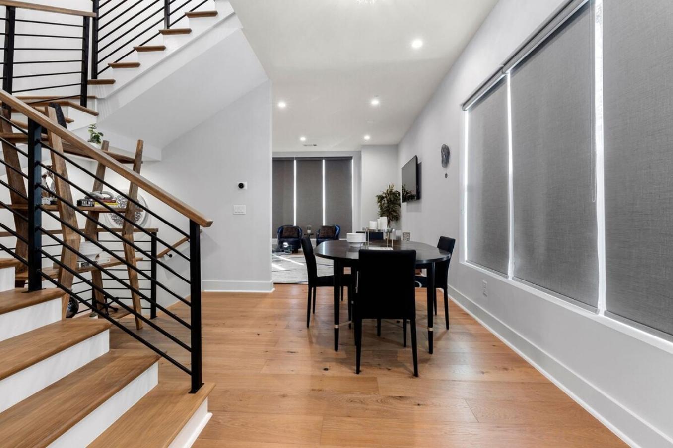 Luxurious Midtown Rooftop Views By Silverx Holiday home Atlanta